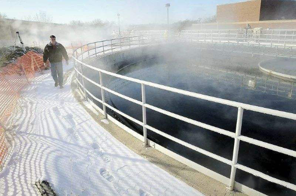 聚合硫酸鐵廢水處理時凈水作用跟溫度的關(guān)系低溫高溫一樣么。